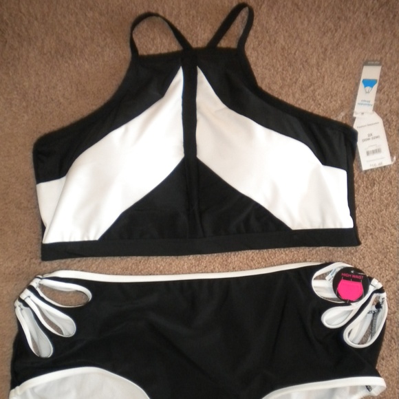 Other - Time and Tru & Nobo Women Plus 3X&2X Bikini Swim